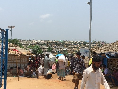 ロヒンギャ難民キャンプの様子