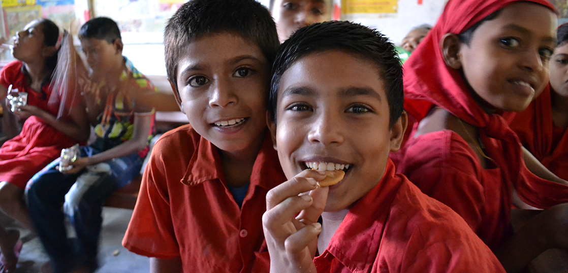 vol.03 Lunch is provided to all elementary schools in Bangladesh.