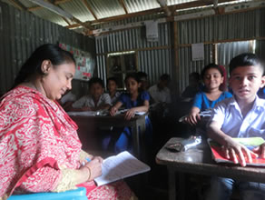 Photo-1: Children taking make-up classes