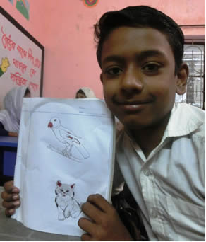 Photo-3: Mr. Shubo who draws pictures of animals as a hobby