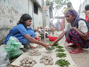 Photo-8: Children carrying character backpacks